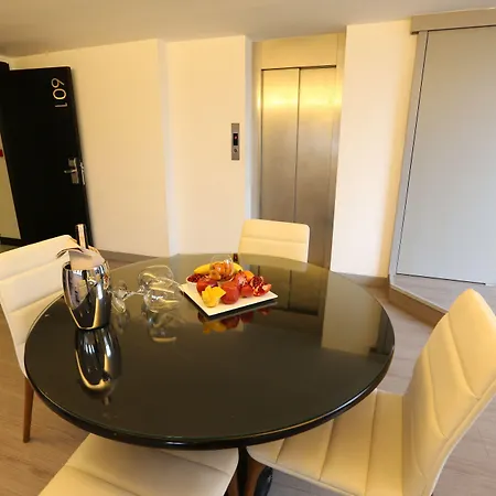 Molton Nisantasi Апарт-отель