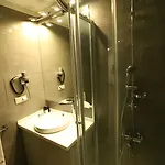 Molton Nisantasi