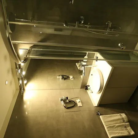 Molton Nisantasi