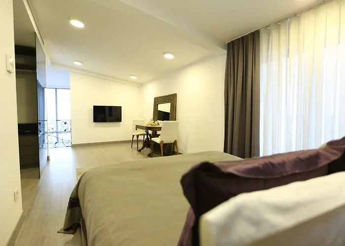 Ξενοδοχείο με διαμερίσματα Molton Nisantasi 4*