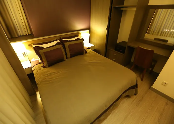 Ξενοδοχείο με διαμερίσματα Molton Nisantasi