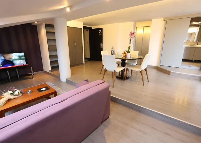 Ξενοδοχείο με διαμερίσματα Molton Nisantasi 4*