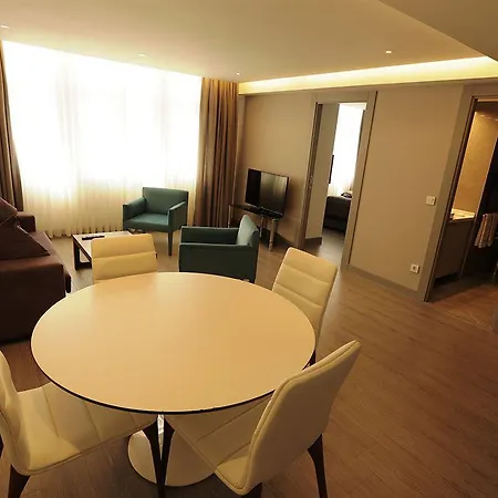 Molton Nisantasi Istanbul